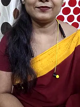 Snapshot of yoursweety09 chatting on 06-16-26, 06:46 yoursweety09 online show from 06-16-26, 06:46
