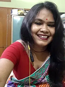 Snapshot of yoursweety09 chatting on 05-18-26, 07:13 yoursweety09 online show from 05-18-26, 07:13
