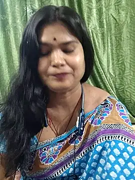 yoursweety09 online show from 12-23-25, 08:35