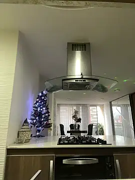 selfsuck trans online show from 12-15-24, 08:15