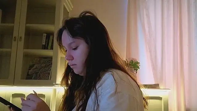 Snapshot of Alisia_Mars chatting on 02-25-26, 05:29 Alisia Mars online show from 02-25-26, 05:29