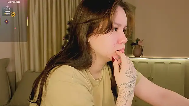 Alisia Mars online show from 12-16-25, 06:17