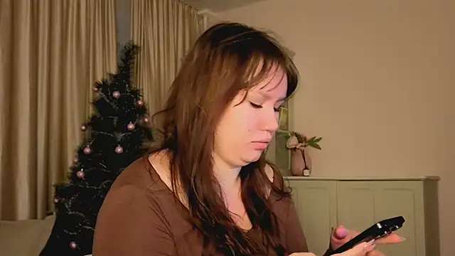 Snapshot of Alisia_Mars chatting on 01-17-26, 05:33 Alisia Mars online show from 01-17-26, 05:33