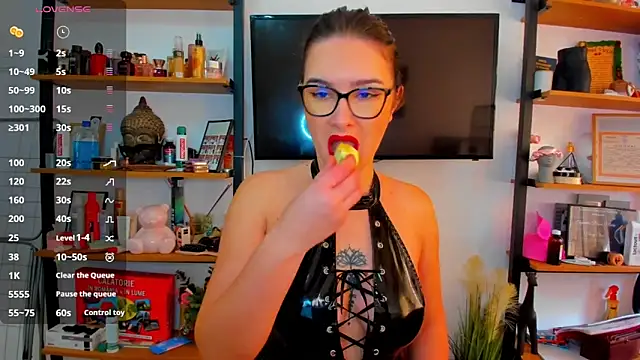 MissJudith online show from 02-18-25, 08:38