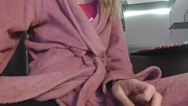 LetsGetMessyBBy online show from 03-20-25, 01:02