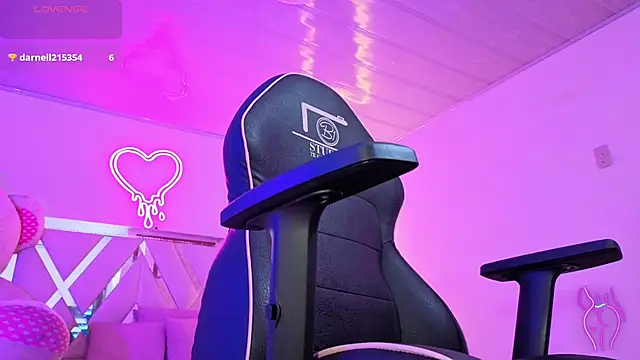 Laylafoxy tay online show from 10-12-25, 03:30