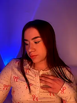 Im Valen Cute online show from 10-28-25, 03:18