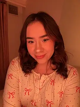 Im Valen Cute online show from 10-18-25, 02:46