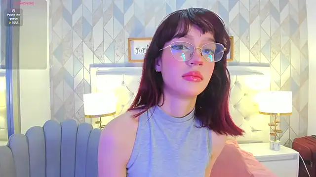 Snapshot of Nastya_Fantasy chatting on 02-19-25, 07:16 Nastya Fantasy online show from 02-19-25, 07:16