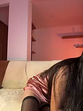 July gh online show from 04-06-26, 11:17