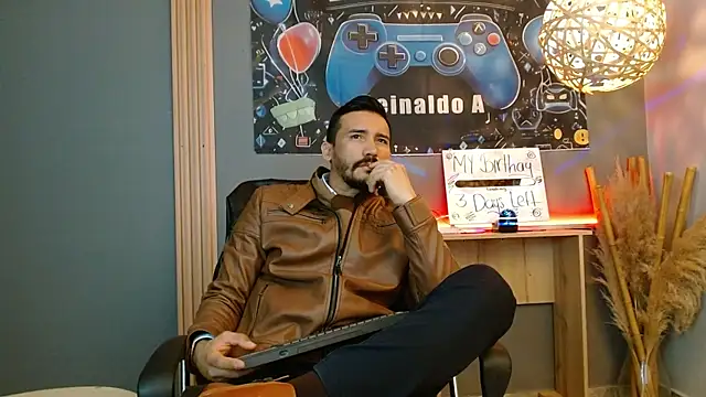 Reiko 85  online show from 04-15-26, 02:32