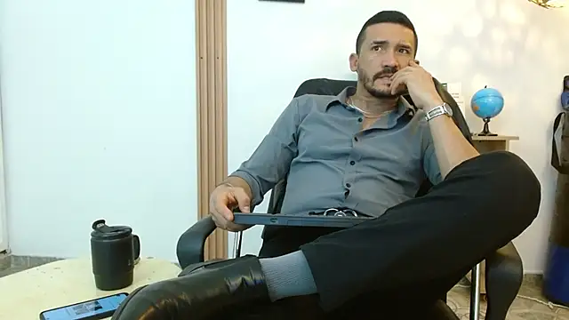 Reiko 85  online show from 10-04-25, 07:37