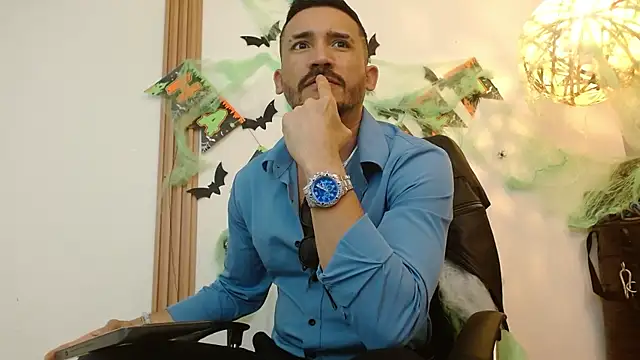 Reiko 85  online show from 10-13-25, 08:10