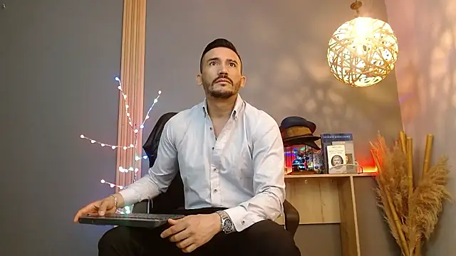 Reiko 85  online show from 03-13-26, 02:44