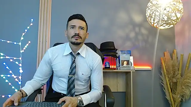 Snapshot of Reiko_85_ chatting on 02-04-26, 02:34 Reiko 85 online show from 02-04-26, 02:34