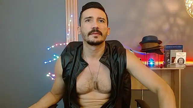 Snapshot of Reiko_85_ chatting on 02-27-26, 02:28 Reiko 85 online show from 02-27-26, 02:28