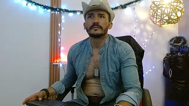 Reiko 85  online show from 12-16-25, 02:54