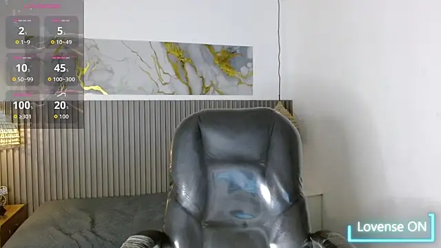 Dyla n18 online show from 02-25-26, 08:19