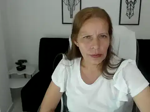 Milf karlye online show from 03-02-25, 12:53