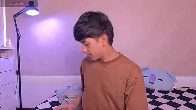 teobowny  online show from 02-26-26, 08:31