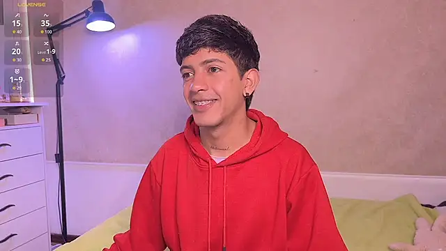 Snapshot of teobowny_ chatting on 04-19-26, 06:10 teobowny online show from 04-19-26, 06:10