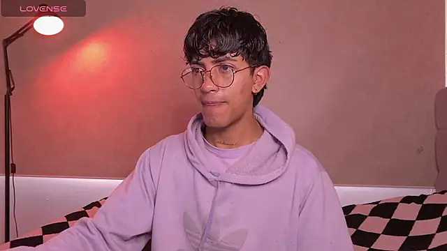 teobowny  online show from 09-24-25, 12:33