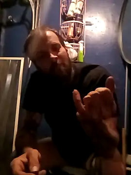 Whipit323 online show from 03-17-26, 03:53