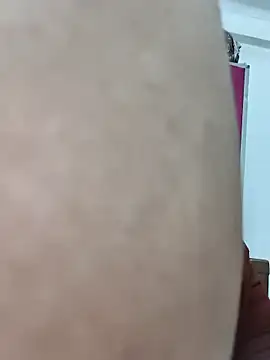 Snapshot of rakhi_143 chatting on 10-11-25, 02:34 rakhi 143 online show from 10-11-25, 02:34