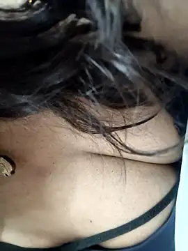 Snapshot of rakhi_143 chatting on 03-02-25, 06:57 rakhi 143 online show from 03-02-25, 06:57