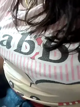 Snapshot of rakhi_143 chatting on 12-21-24, 05:29 rakhi 143 online show from 12-21-24, 05:29