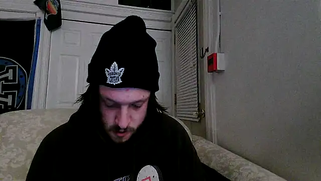 Snapshot of Marksoyer chatting on 02-25-25, 07:20 Marksoyer online show from 02-25-25, 07:20