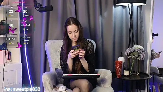 Anal Girl  online show from 07-14-26, 05:19