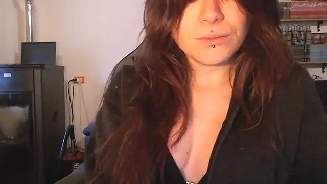 Snapshot of complicata_mente chatting on 02-11-25, 09:52 complicata mente online show from 02-11-25, 09:52
