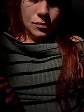 complicata mente online show from 11-27-25, 05:57