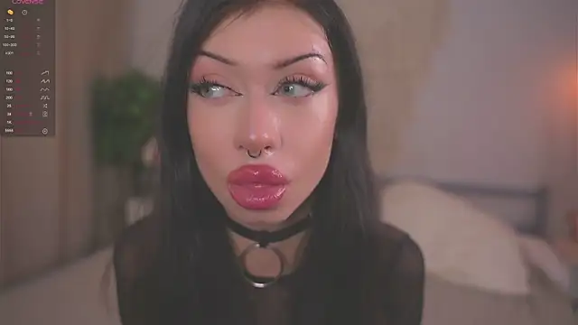 Devilsss toy online show from 09-10-25, 03:55