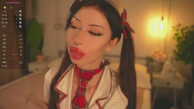 Devilsss toy online show from 10-05-25, 03:58