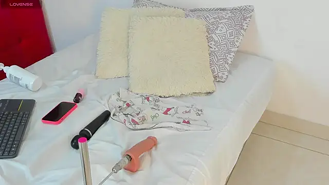 Snapshot of mara_clob chatting on 02-13-26, 06:41 mara clob online show from 02-13-26, 06:41