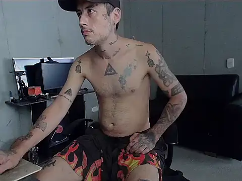 patrik tattoo  online show from 03-22-26, 06:09