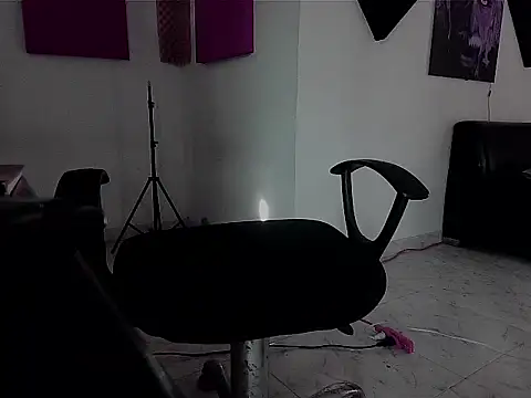 patrik tattoo  online show from 12-03-25, 07:24