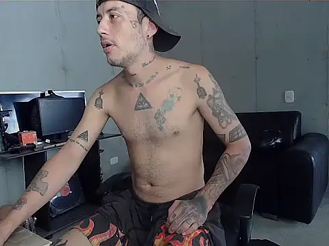 patrik tattoo  online show from 03-18-26, 03:57