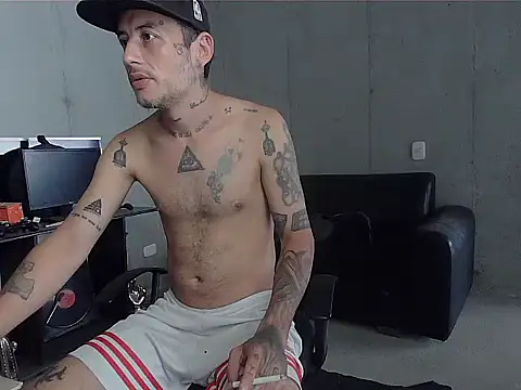 patrik tattoo  online show from 03-29-26, 05:25