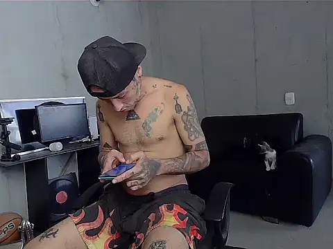 patrik tattoo  online show from 02-19-26, 04:15