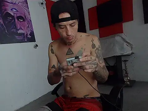patrik tattoo  online show from 06-08-26, 05:57