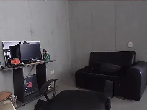 patrik tattoo  online show from 04-04-26, 03:40