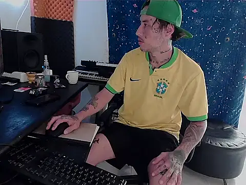 patrik tattoo  online show from 03-19-25, 08:22