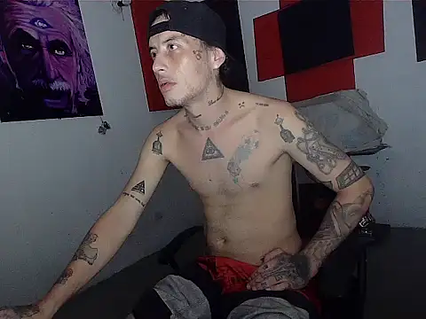 patrik tattoo  online show from 06-08-26, 05:52