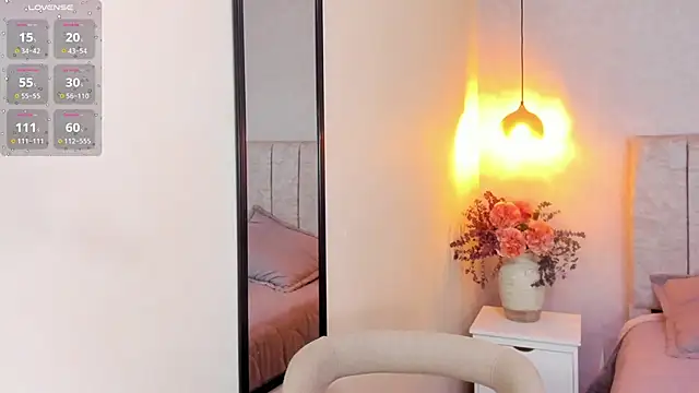 tutu milf online show from 12-13-25, 08:04