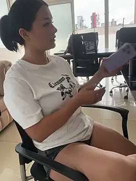 Lola sweeet18 online show from 02-10-26, 11:53