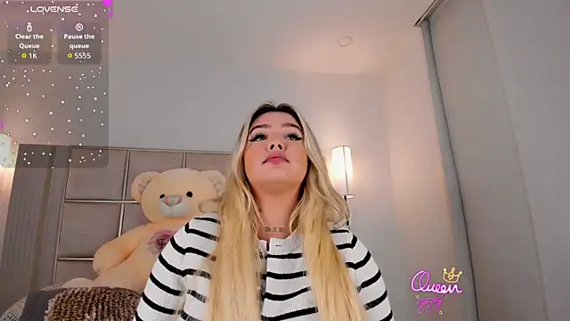 saraamiller  online show from 03-12-26, 11:31