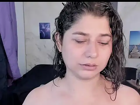 alinabozz1 online show from 07-22-26, 04:14
